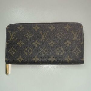 Sold Louis Vuitton Monogram Zippy Zip Around Wallet